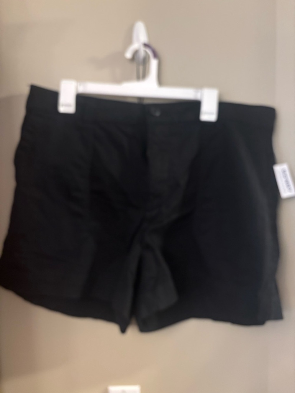Old Navy Chino shorts button closure elastic waistband back.  Size xl 4” inseam